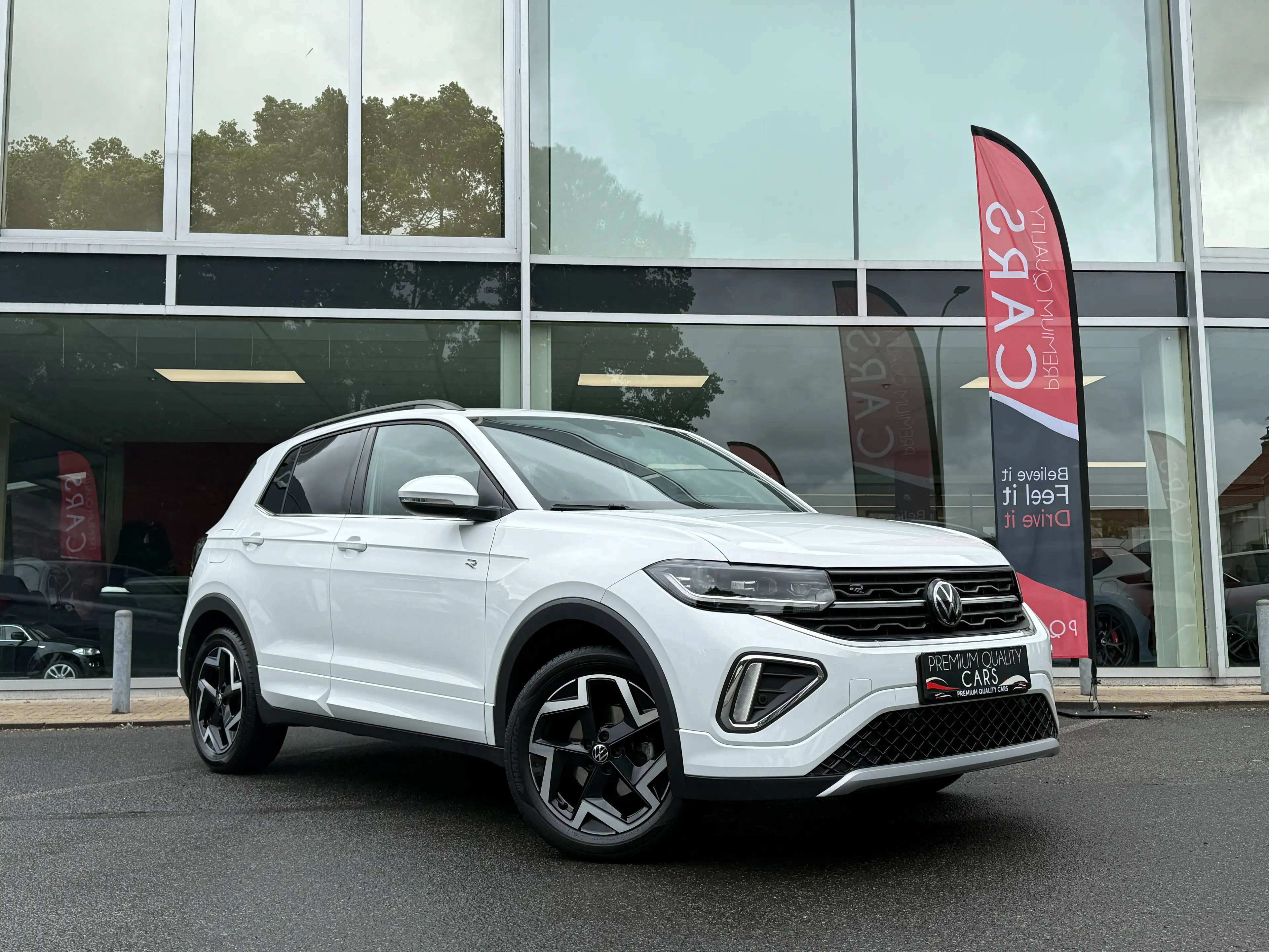 Volkswagen T-Cross R-Line / SFEERVERLICHTING / ZETELVERWARMING / CARPLAY / — photo 4