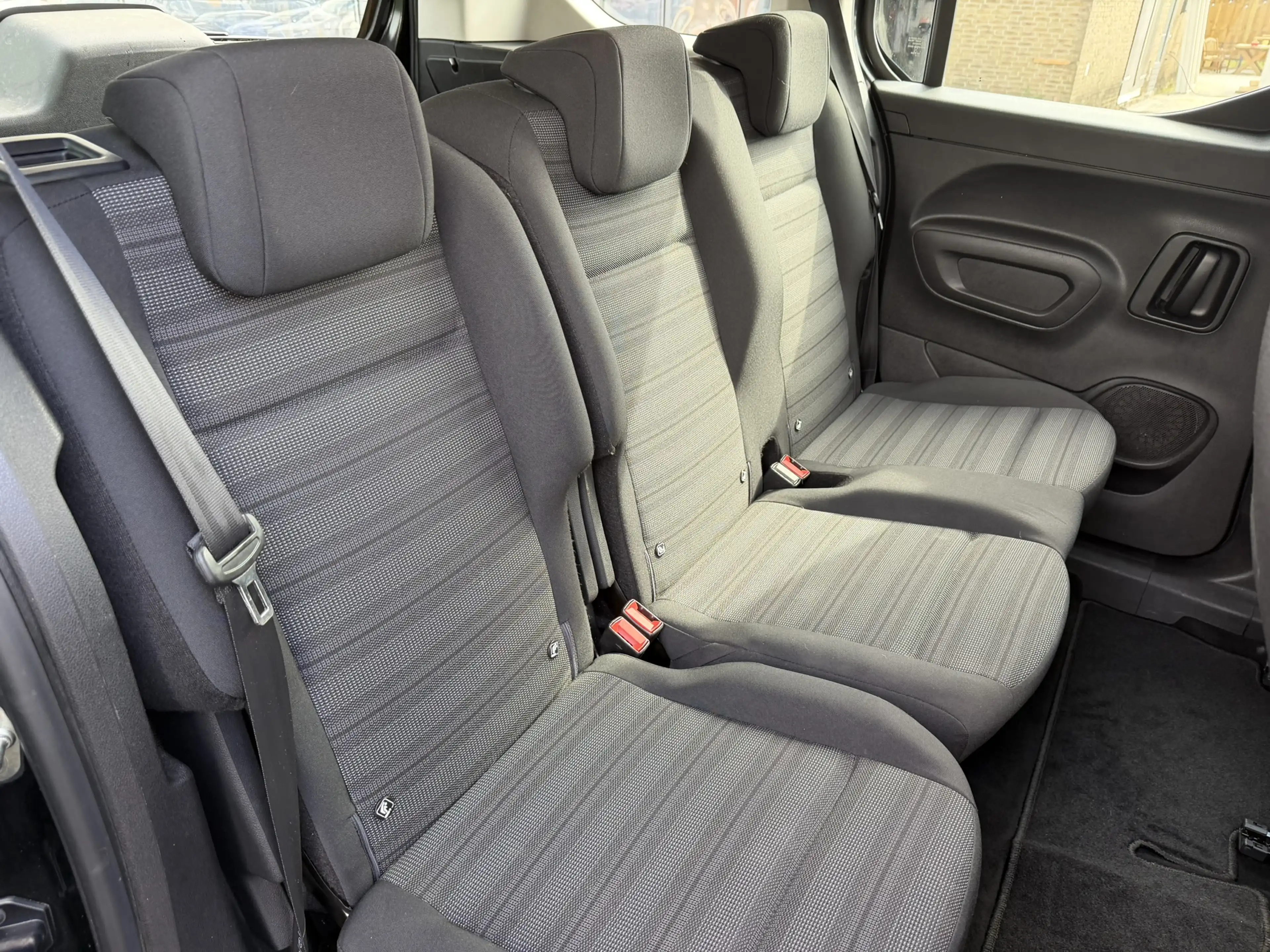 Opel Combo Tour 1.2 Turbo automaat / 360 Camera — photo 11