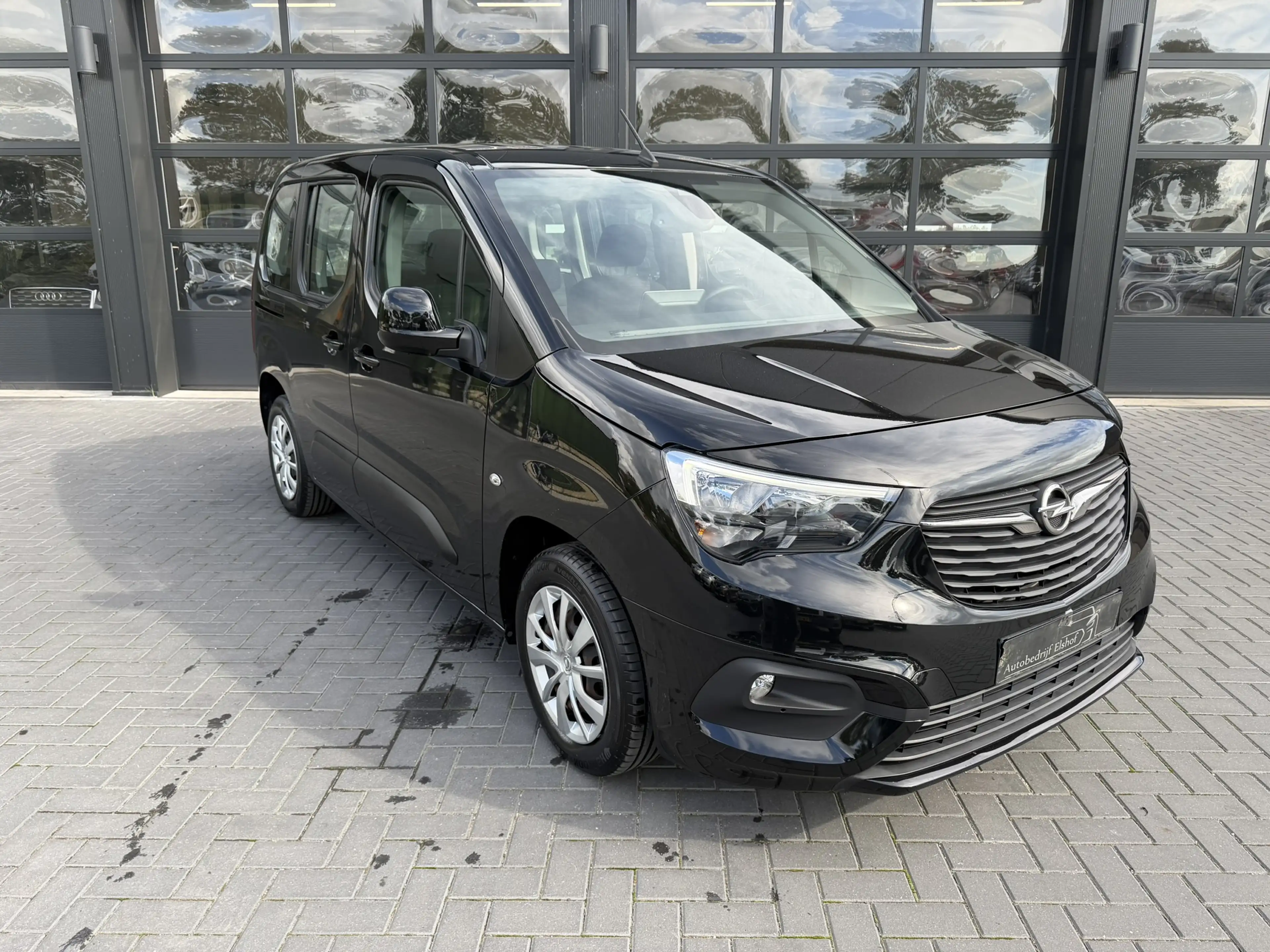Opel Combo Tour 1.2 Turbo automaat / 360 Camera — photo 14