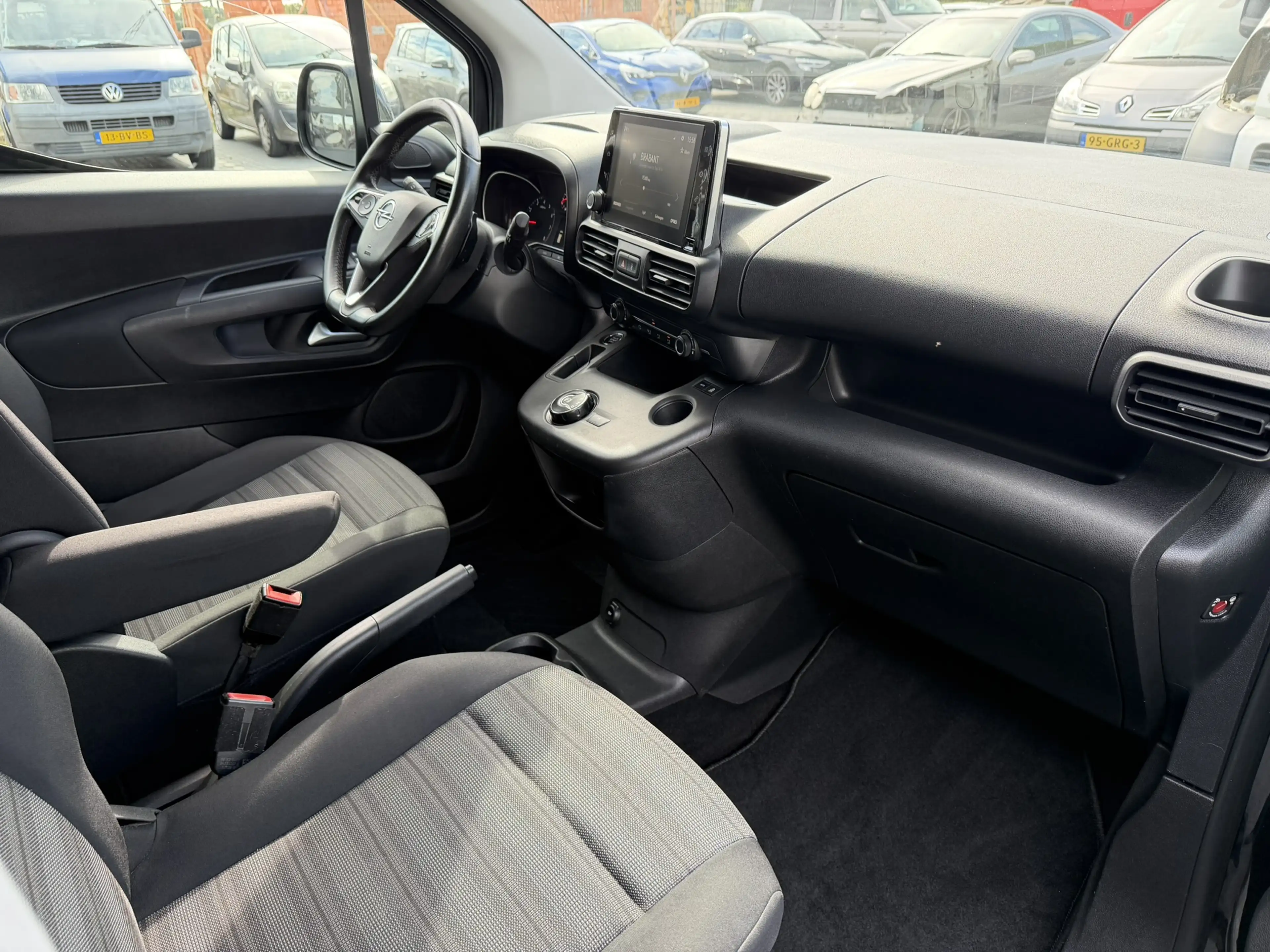 Opel Combo Tour 1.2 Turbo automaat / 360 Camera — photo 9