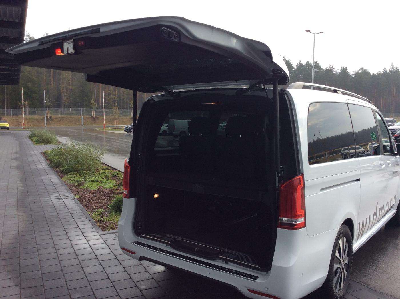 Mercedes-Benz EQV 300