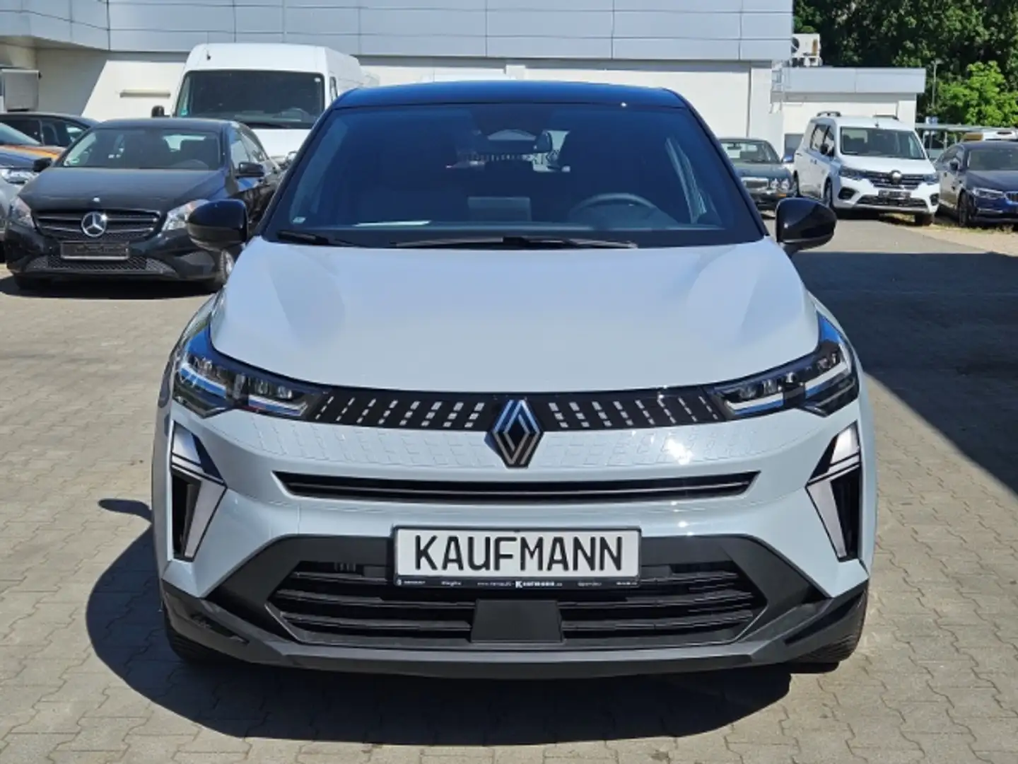 Renault Captur II Techno 1.3 TCe 160 Mild-Hybrid EU6e Grau - 2
