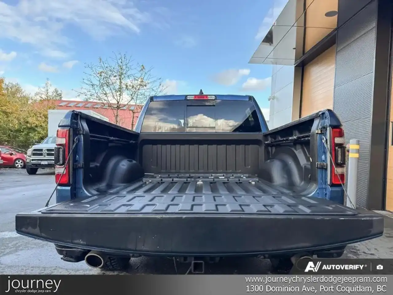 RAM 1500 снимка RAM 1500