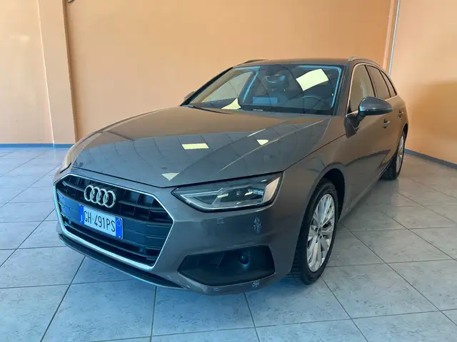 Audi A4 Avant 35 2.0 tdi mhev Business 163cv s-tronic