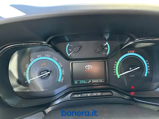 Toyota Proace view 11