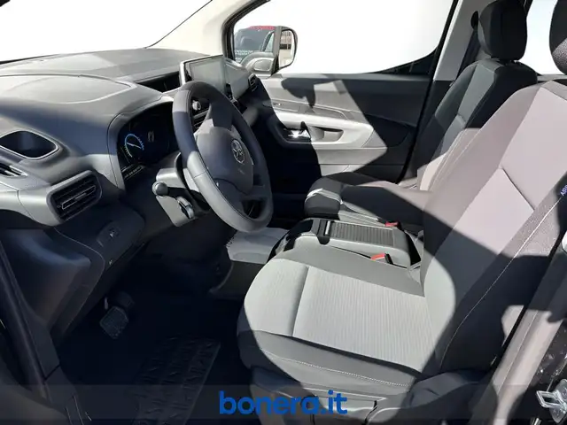 Toyota Proace view 9