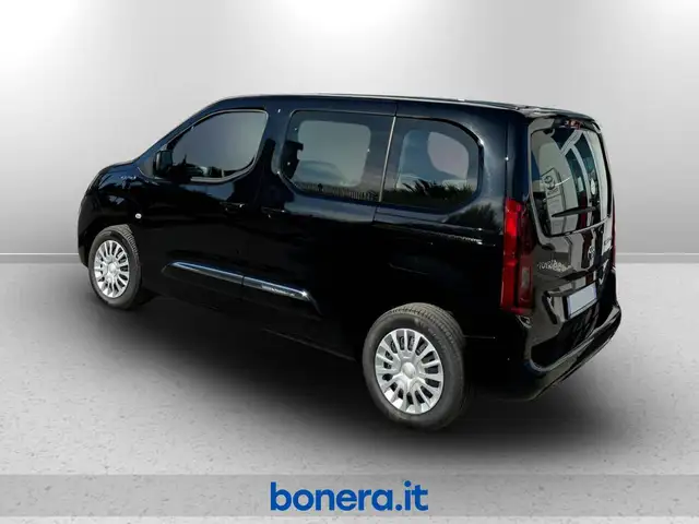 Toyota Proace view 3