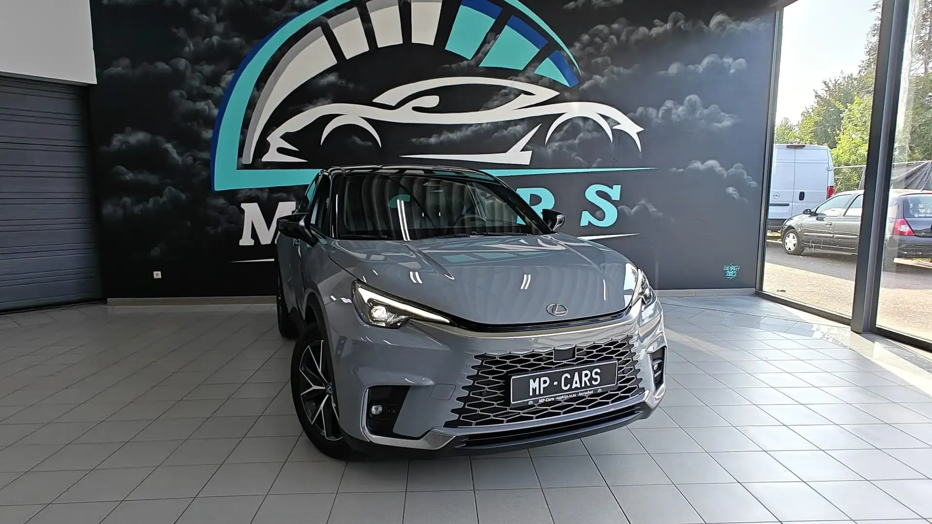 Lexus LBX 1.5i hybride Grijs - 2