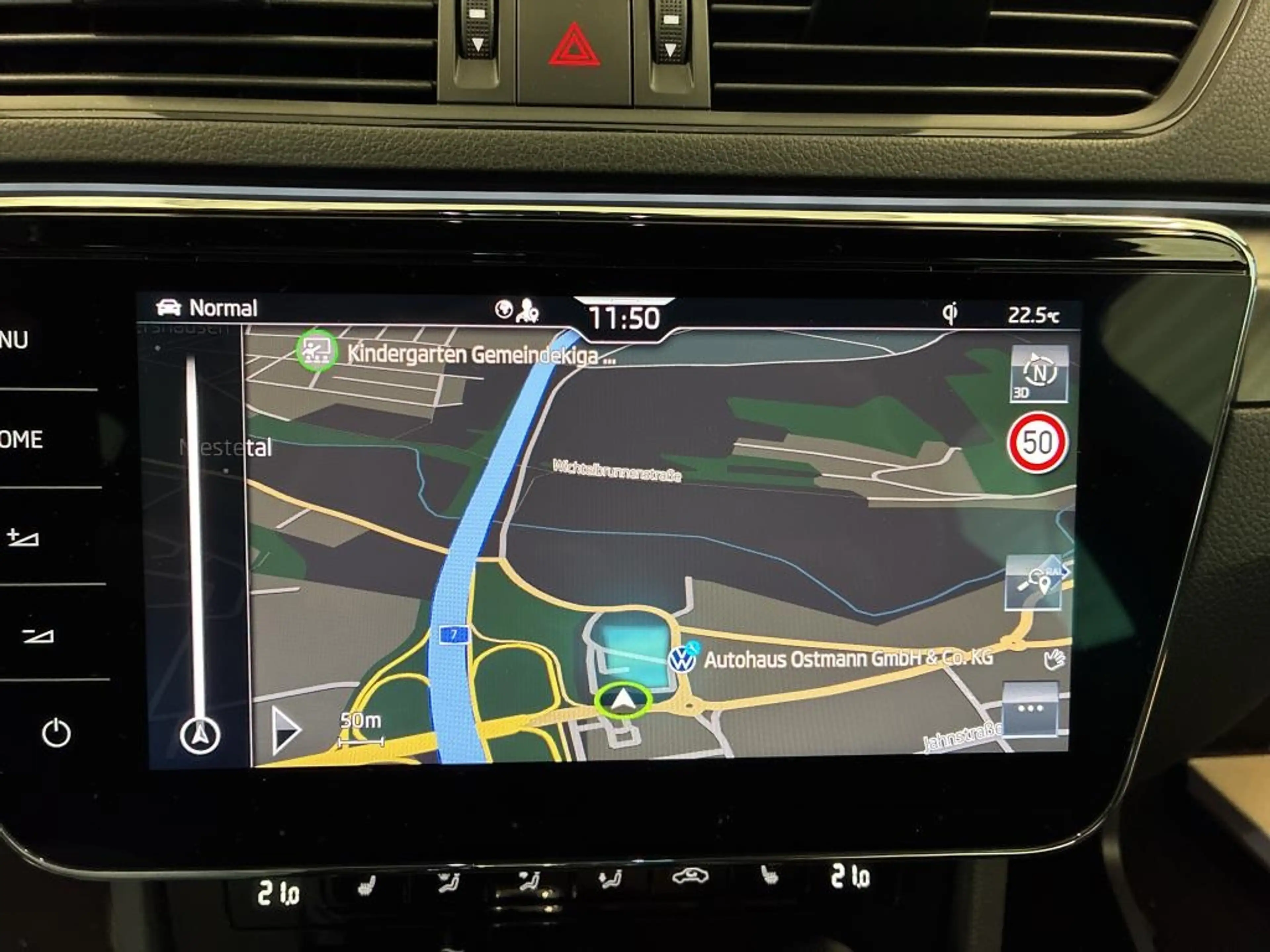 Skoda Superb Combi 2.0 TDI DSG 4x4 SPORTLINE +AHK +MATRIX +ACC — photo 10