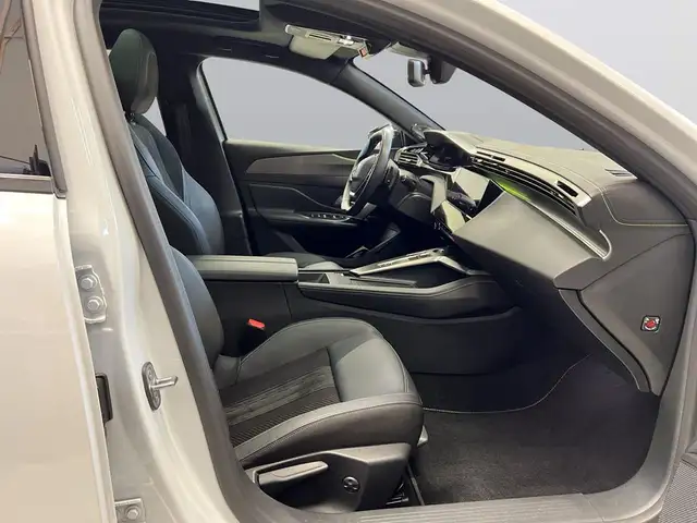 Peugeot 308 view 13