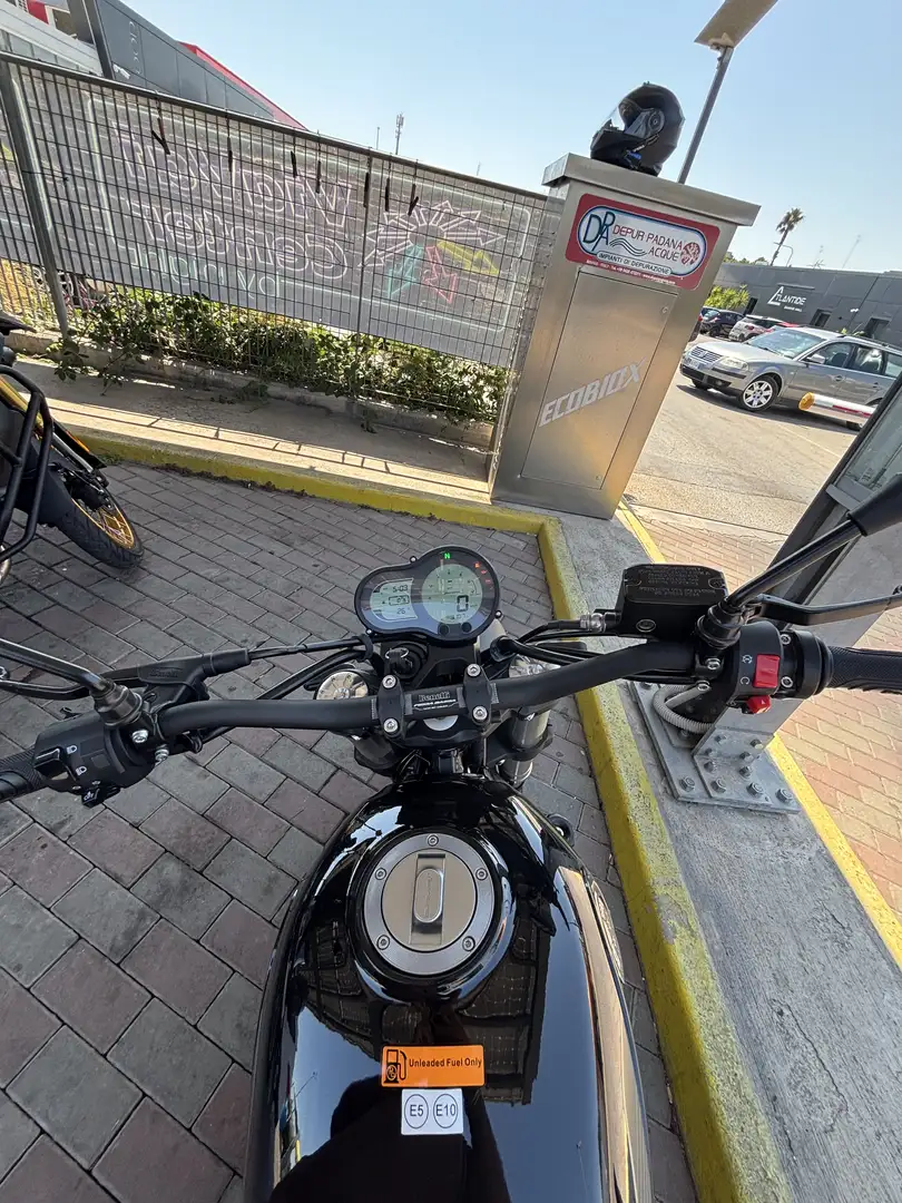 Benelli Leoncino 500 - 2