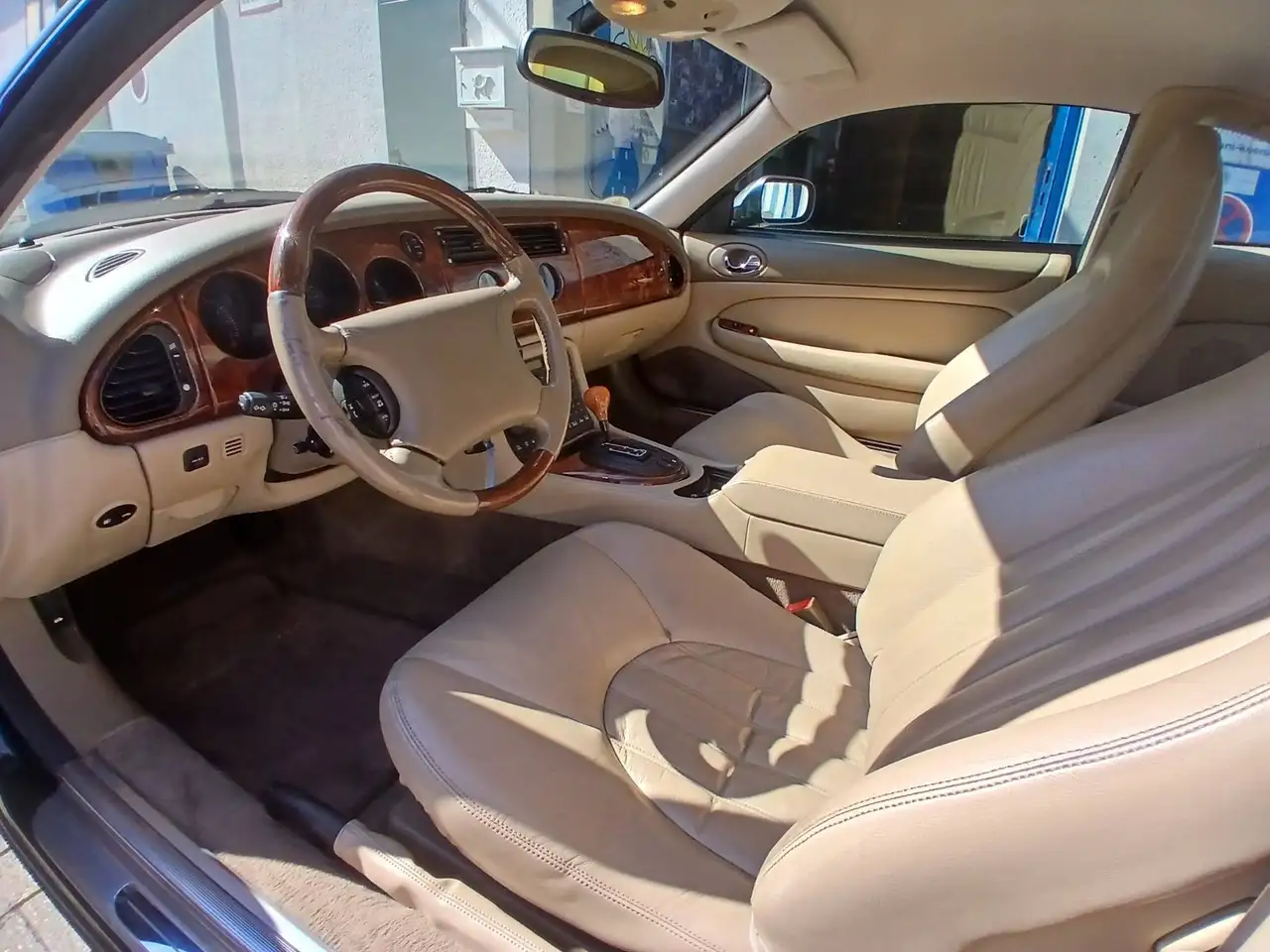 Jaguar XK8 Coupe, foto 7