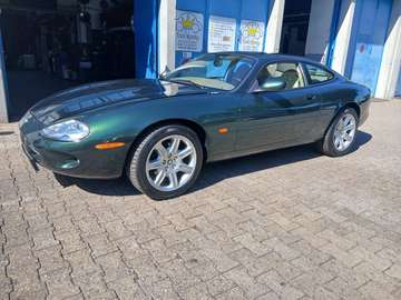 XK8 Coupe
