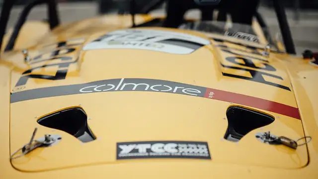 AC Cobra 427 Gruppe 4 GT 220 Rennwagen Ansicht 26