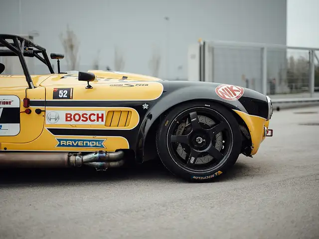 AC Cobra 427 Gruppe 4 GT 220 Rennwagen Ansicht 15