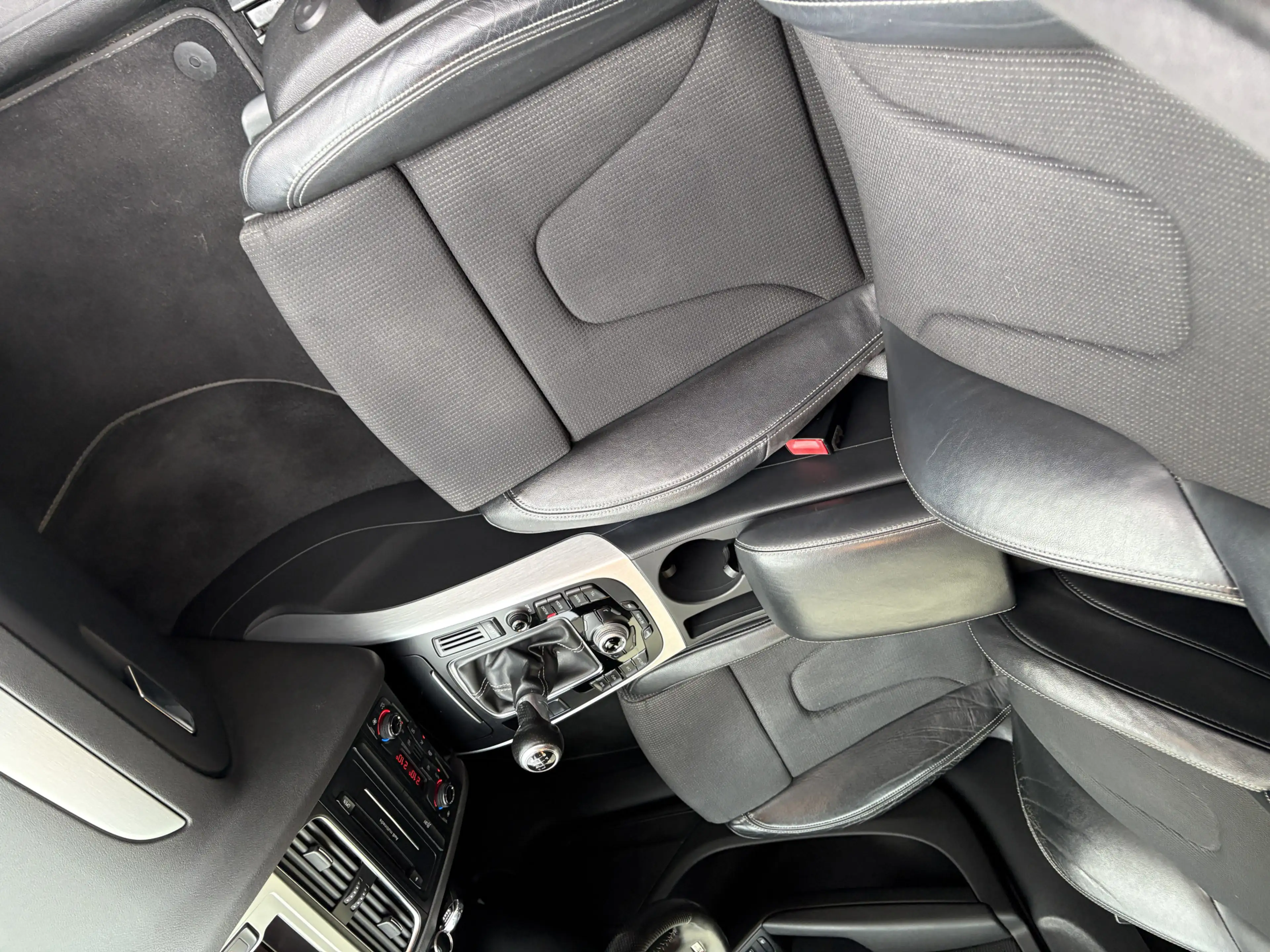 Audi A4 Avant 2.0 TFSI Pro Line S / NAVI / CRUISE / S-LINE — photo 22