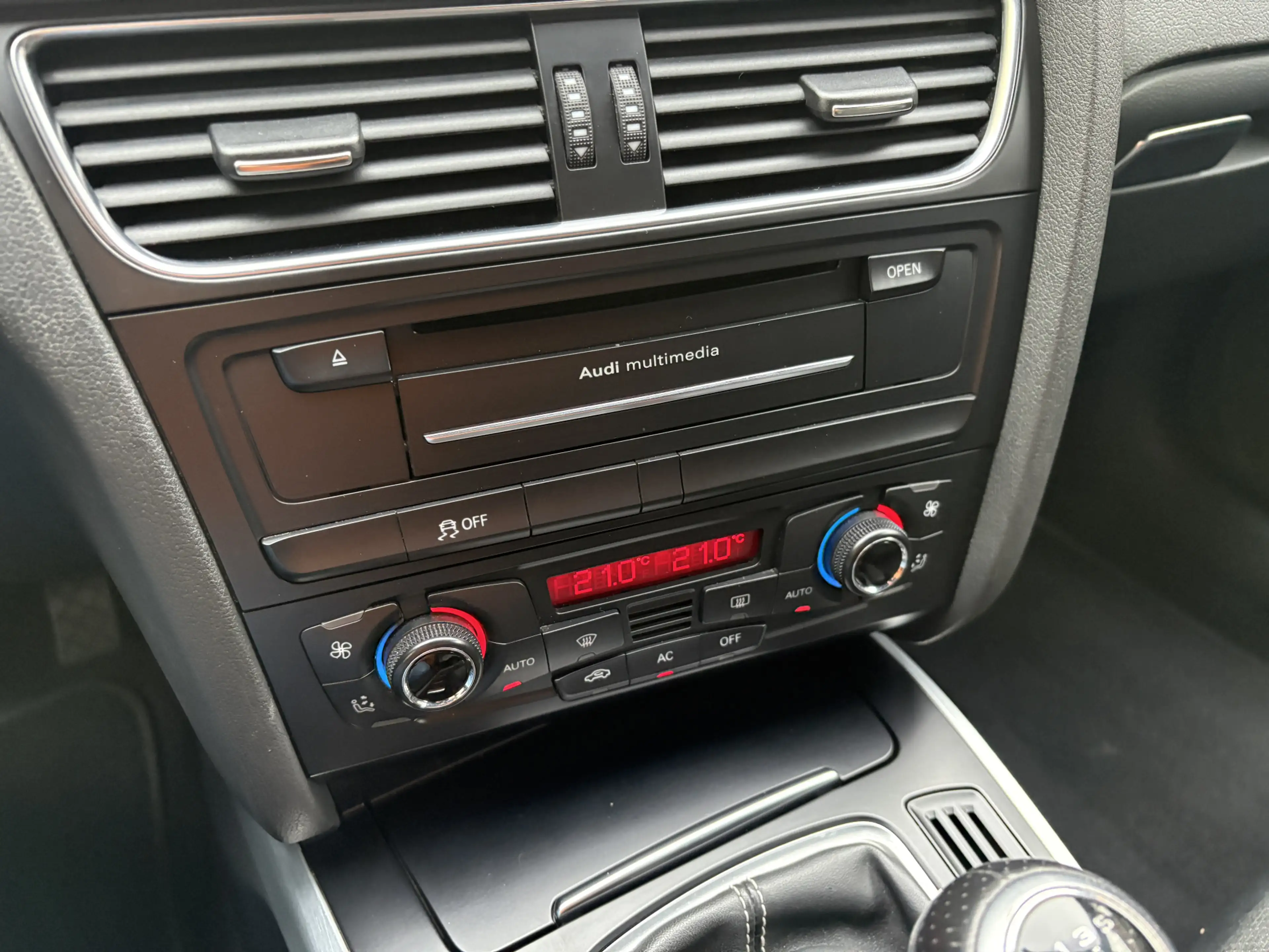 Audi A4 Avant 2.0 TFSI Pro Line S / NAVI / CRUISE / S-LINE — photo 11