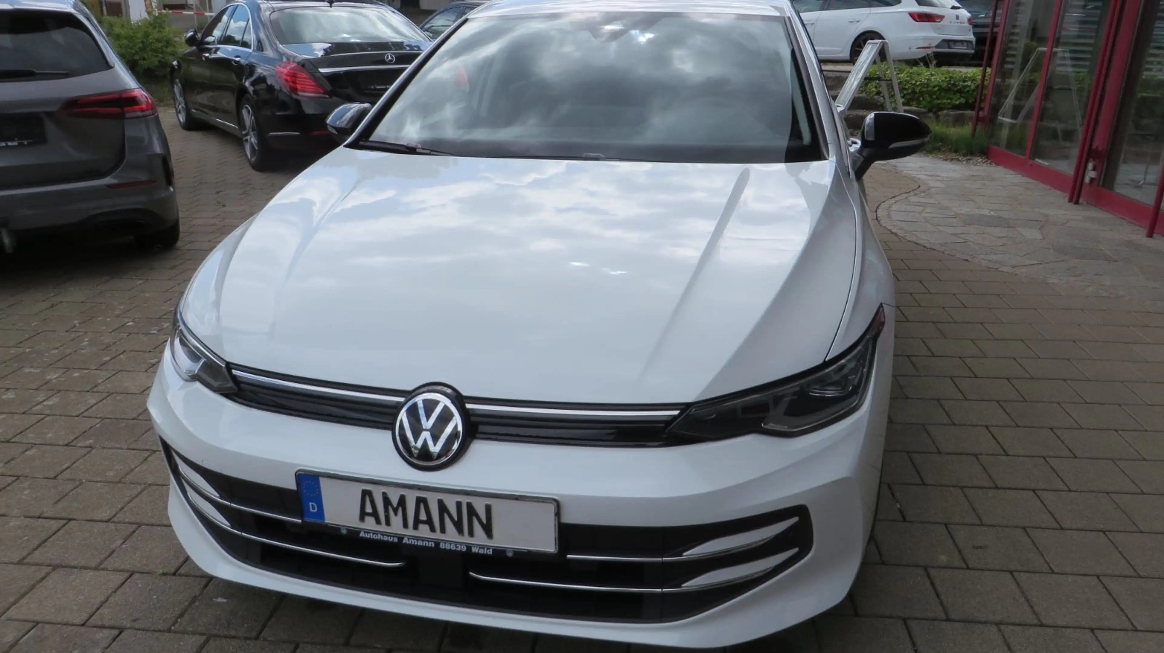 Volkswagen Golf VIII 1.5  Goal AHK Kamera perlmutt Matrix — photo 5