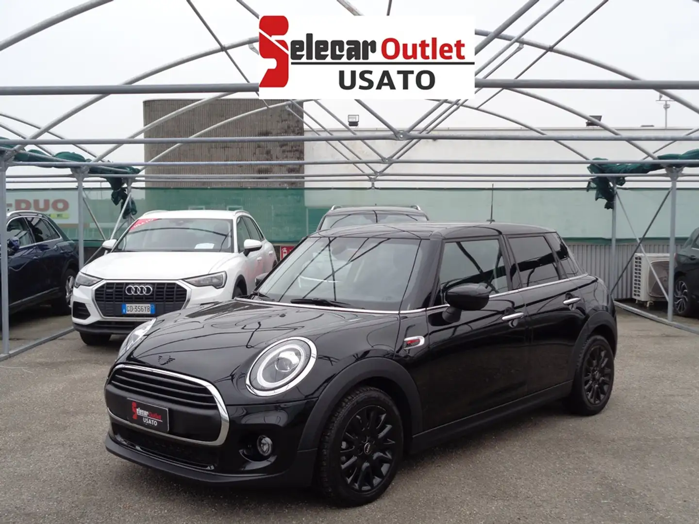 MINI One One 1.5 75 CV 5 porte Noir - 1