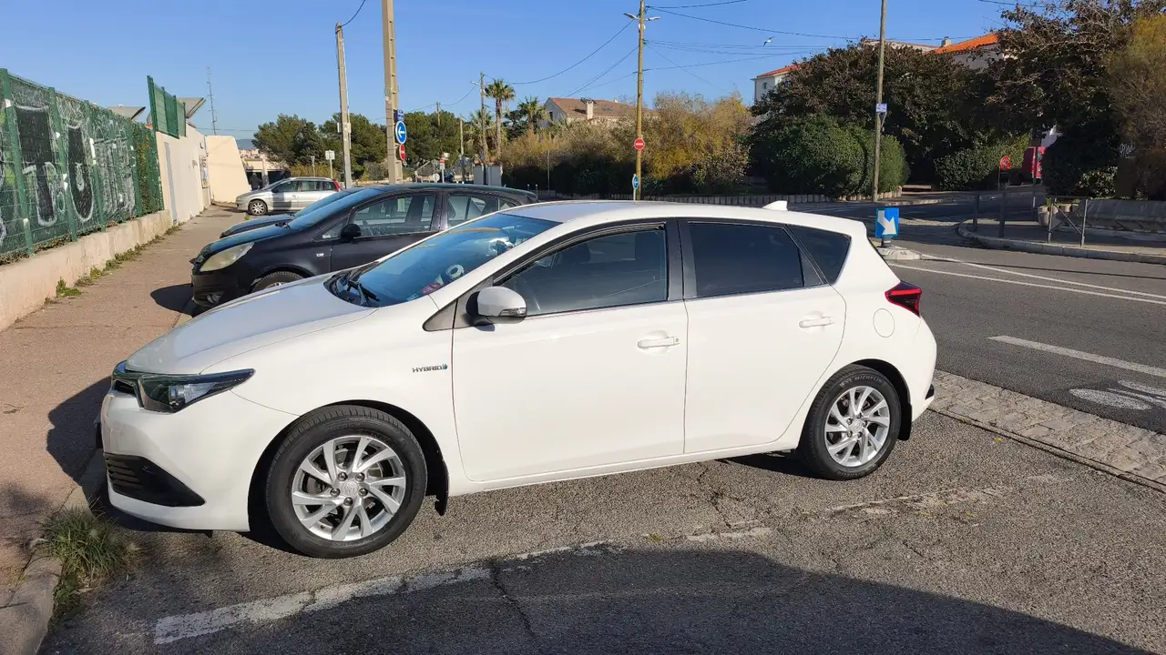 Toyota Auris Hybride 136h Dynamic