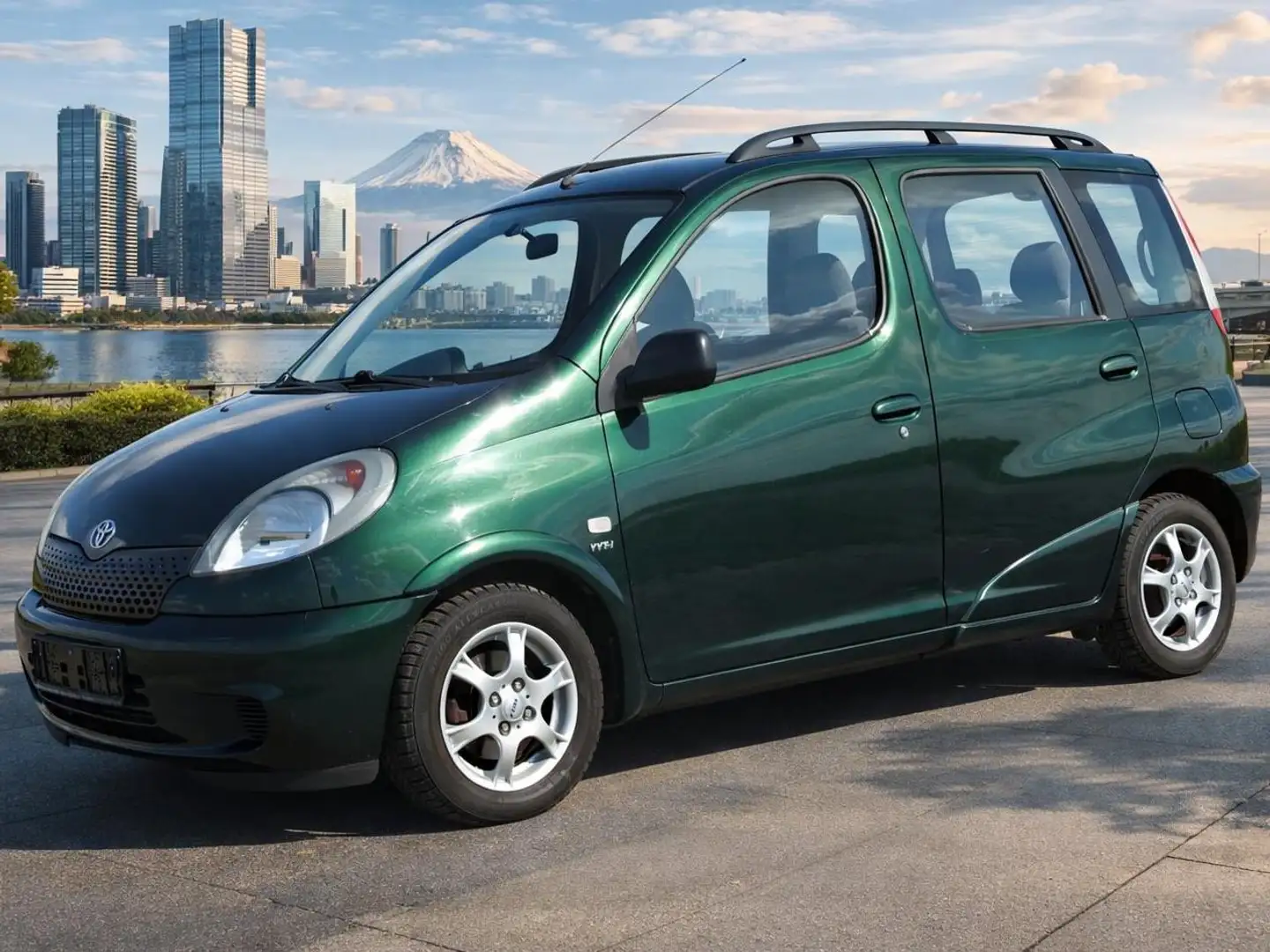 Toyota Verso Yaris. Verso1.3.Klima.ZV.Ganzjahresreifen.2.Hand! Grün - 1