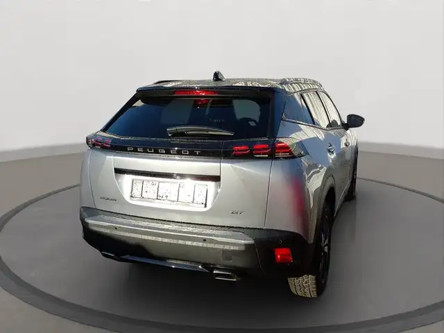 Peugeot 2008 view 5