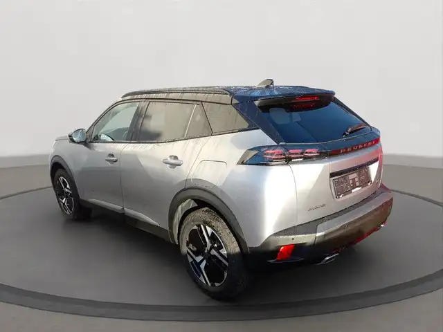 Peugeot 2008 view 3