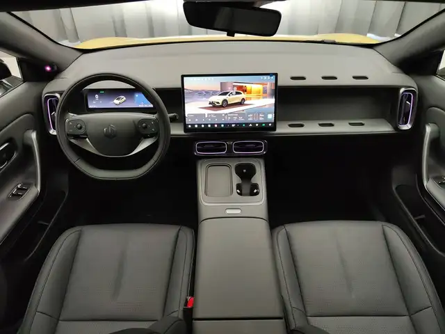 Leapmotor B05 view 14