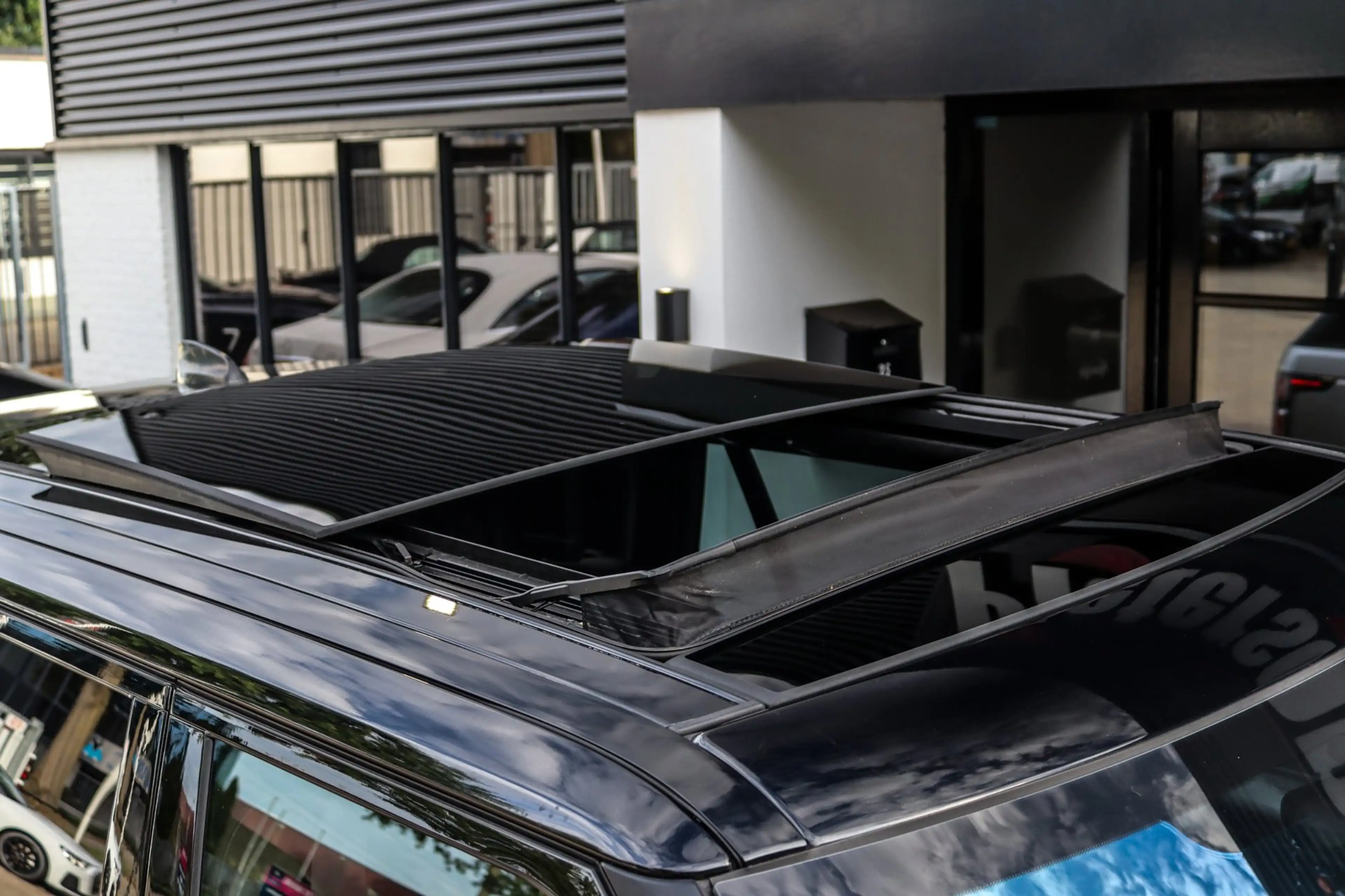 Land Rover Range Rover 5.0 V8 SC SVAutobiography Dynamic — photo 2