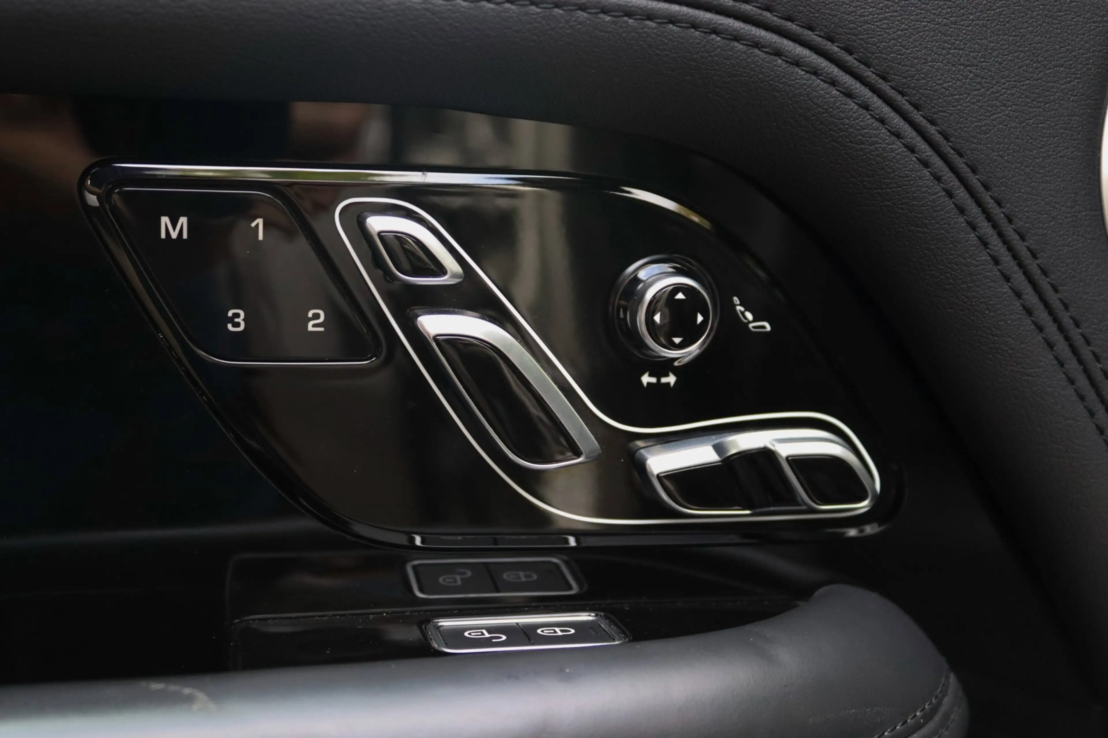 Land Rover Range Rover 5.0 V8 SC SVAutobiography Dynamic — photo 20