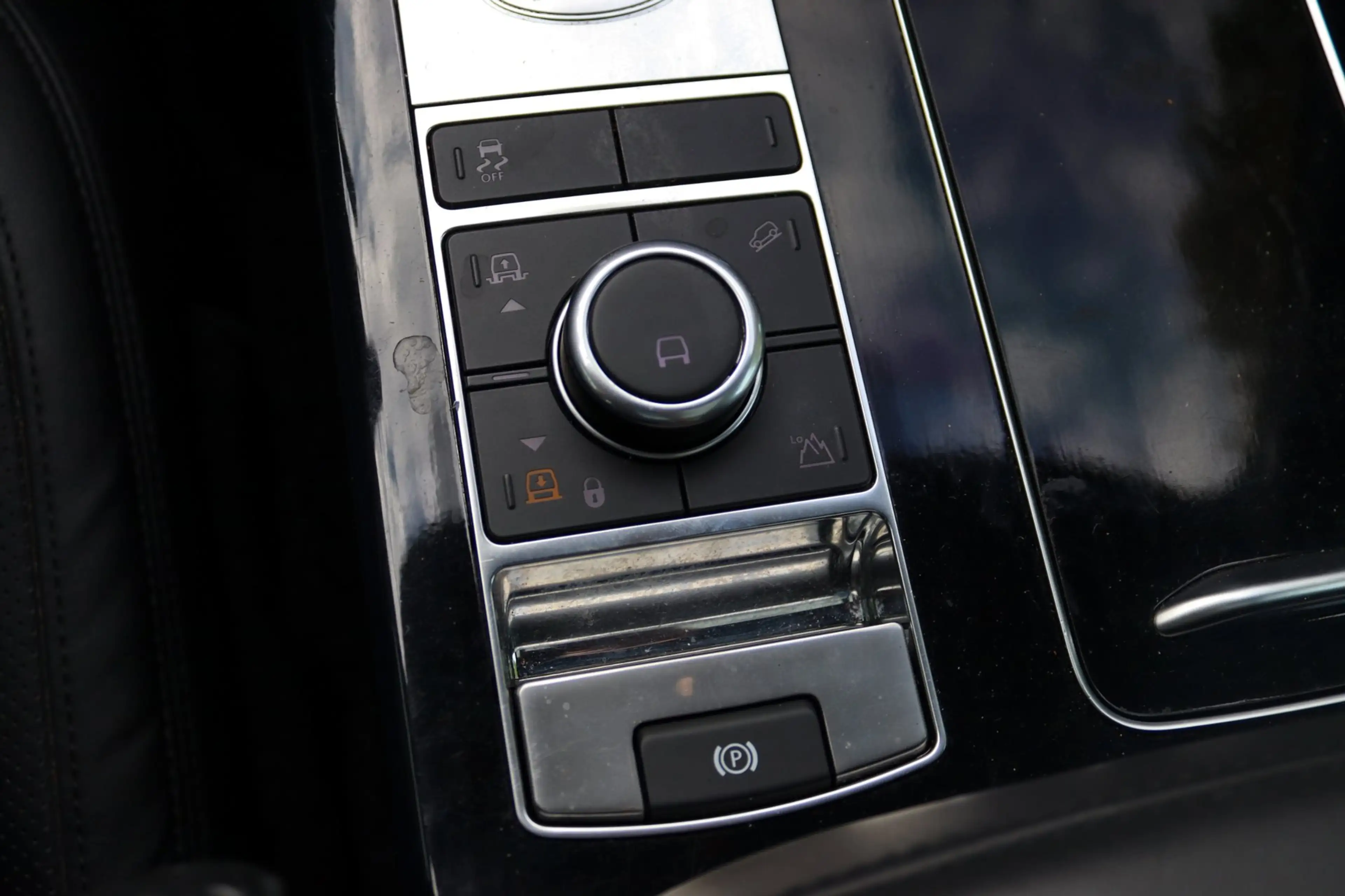 Land Rover Range Rover 5.0 V8 SC SVAutobiography Dynamic — photo 33