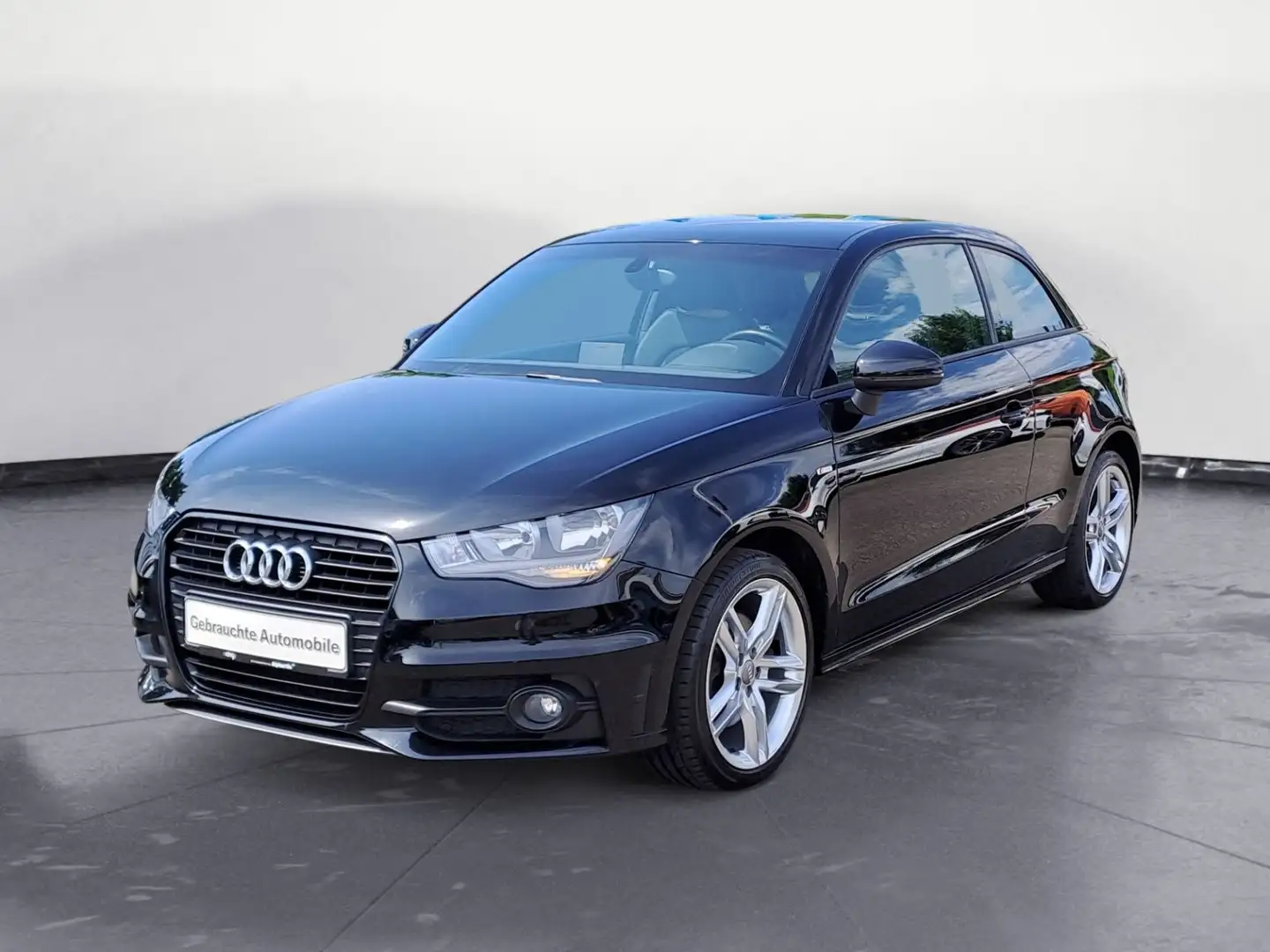 Audi A1 1.4 TFSI S line S Line teilleder Navi Klimaau Schwarz - 2