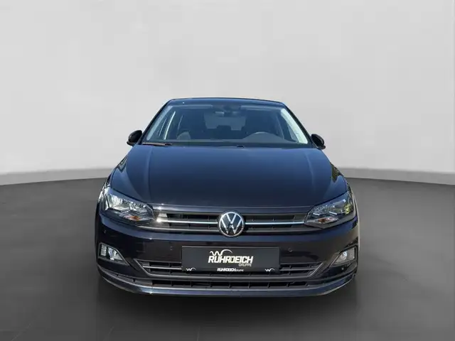 Volkswagen Polo view 6