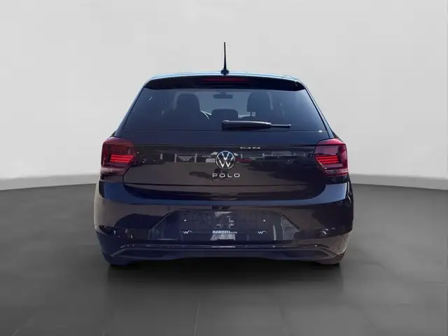 Volkswagen Polo view 4