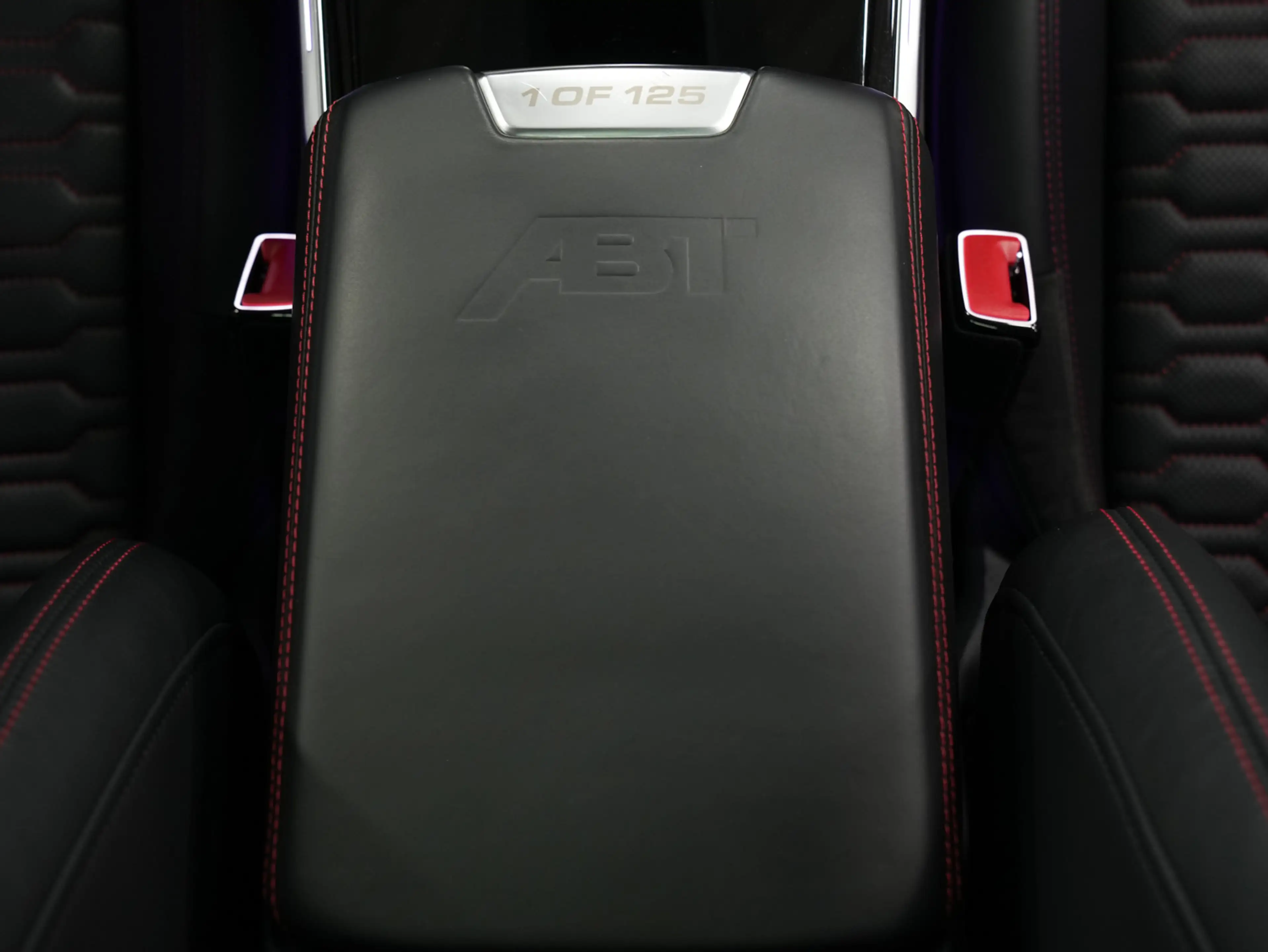 Audi RS6 - R ABT *1von125* - Keramik|Dyn+|B&O|Laser — photo 11