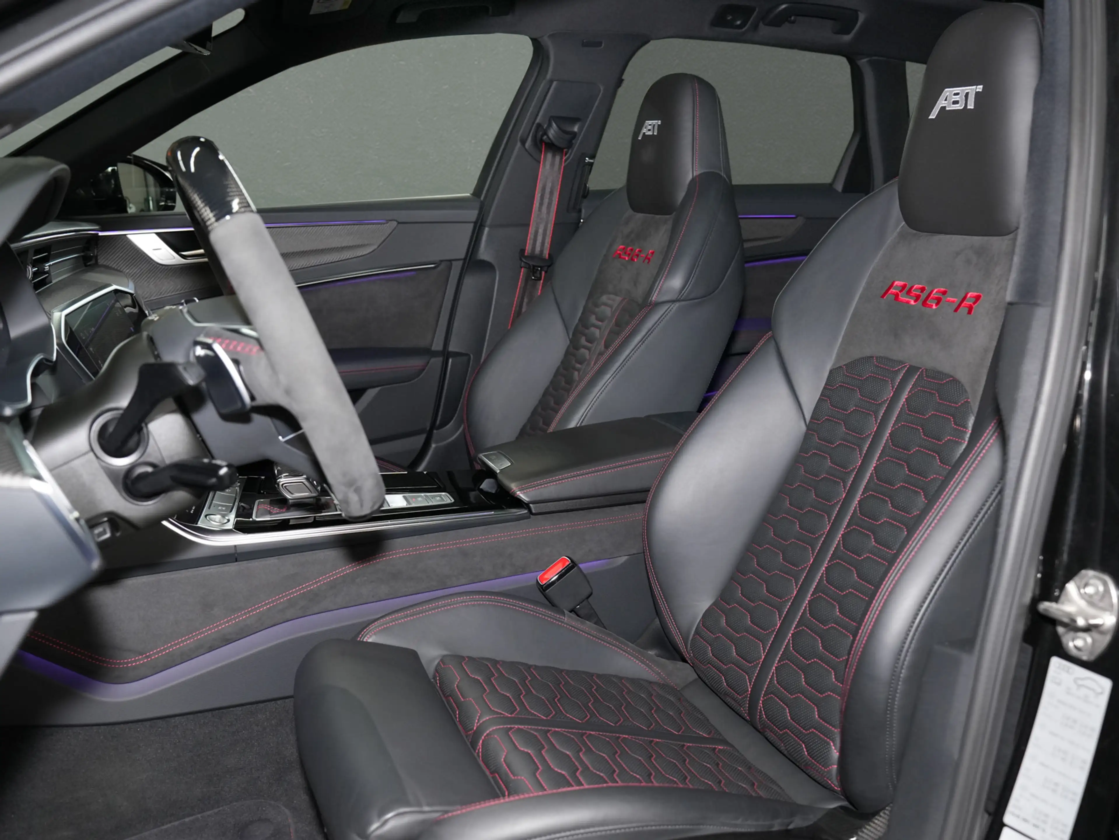 Audi RS6 - R ABT *1von125* - Keramik|Dyn+|B&O|Laser — photo 6