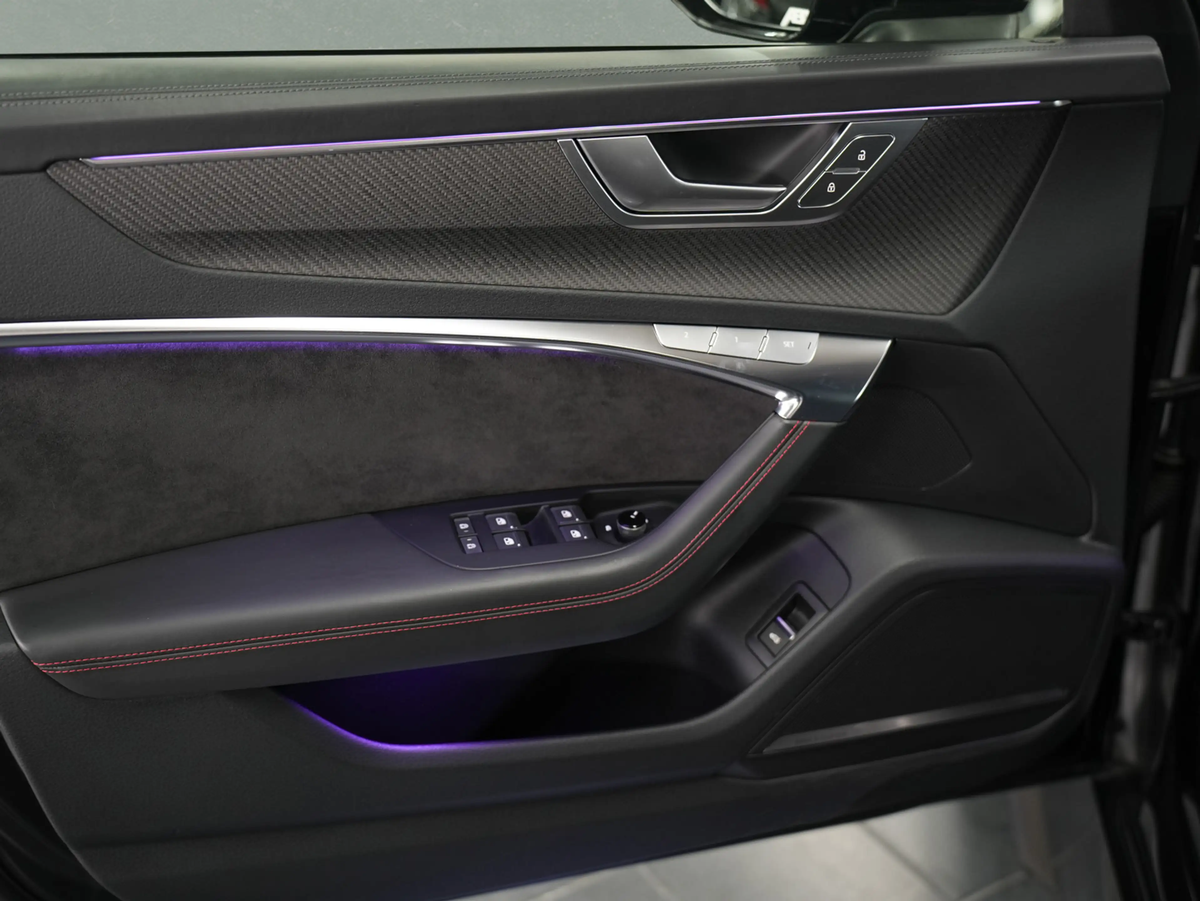 Audi RS6 - R ABT *1von125* - Keramik|Dyn+|B&O|Laser — photo 10