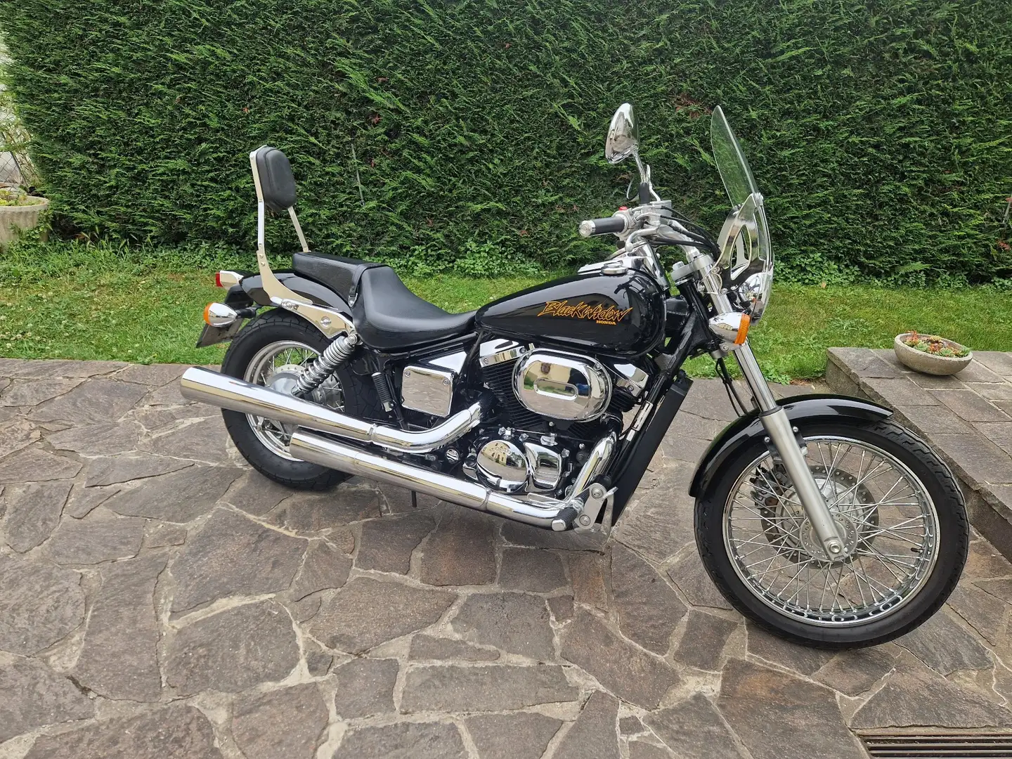 Honda Black Widow Zwart - 1
