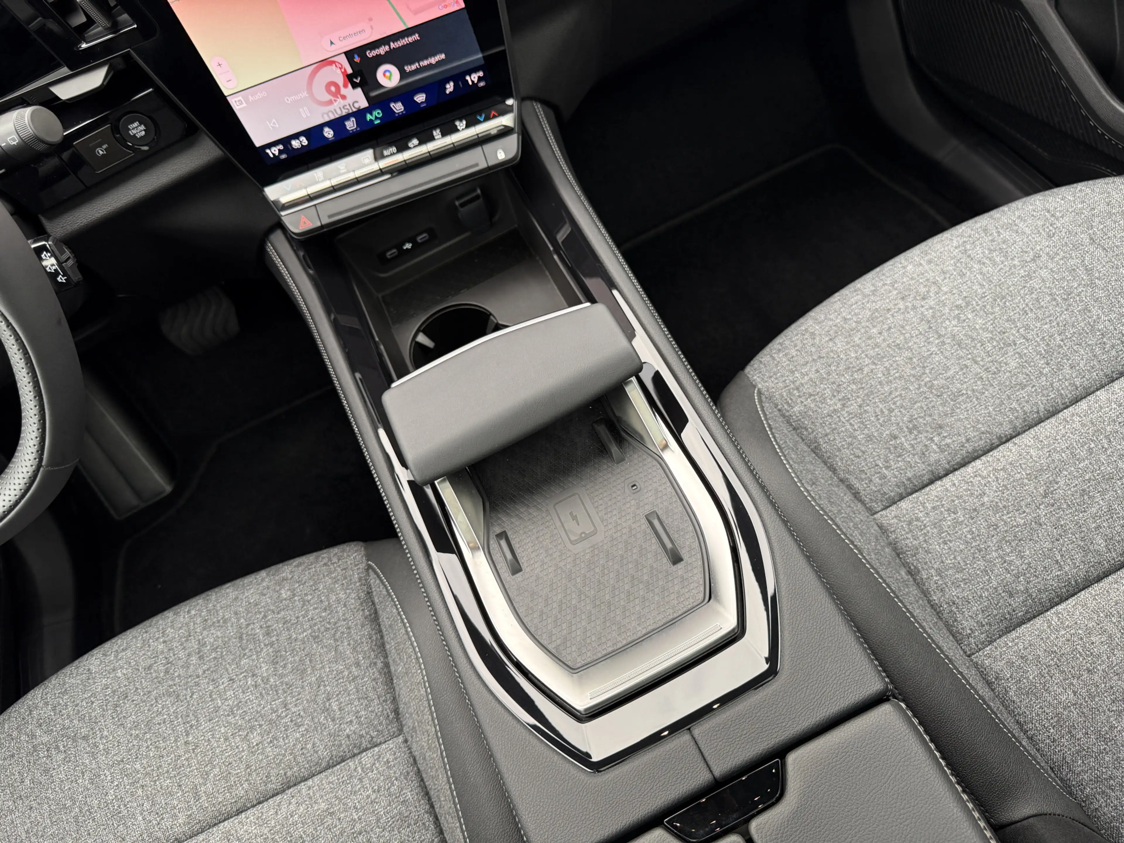 Renault Austral 1.3 mild hybrid 150pk Automaat Techno l PANO-DAK l — photo 19
