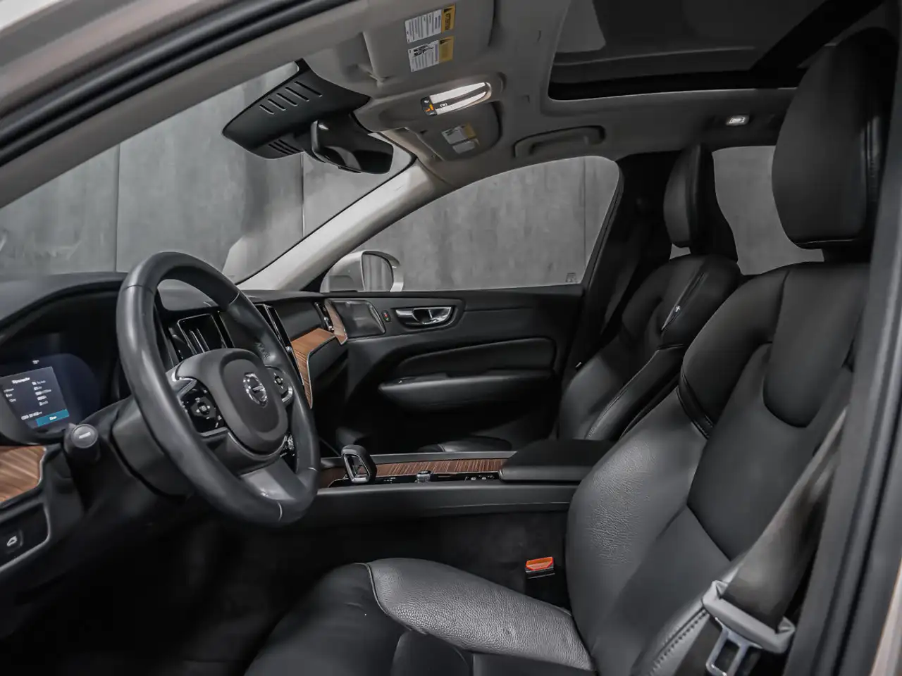 Volvo XC60 снимка Volvo XC60