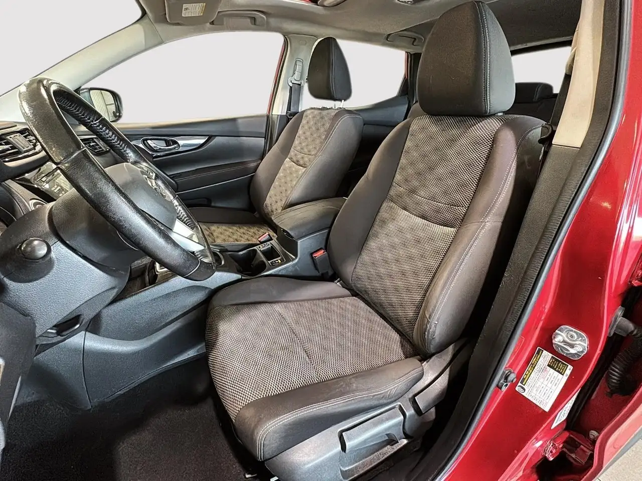 Nissan Qashqai снимка Nissan Qashqai