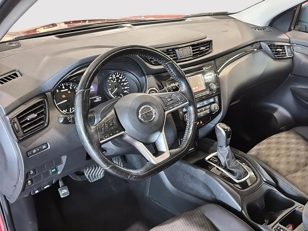 Nissan Qashqai снимка Nissan Qashqai