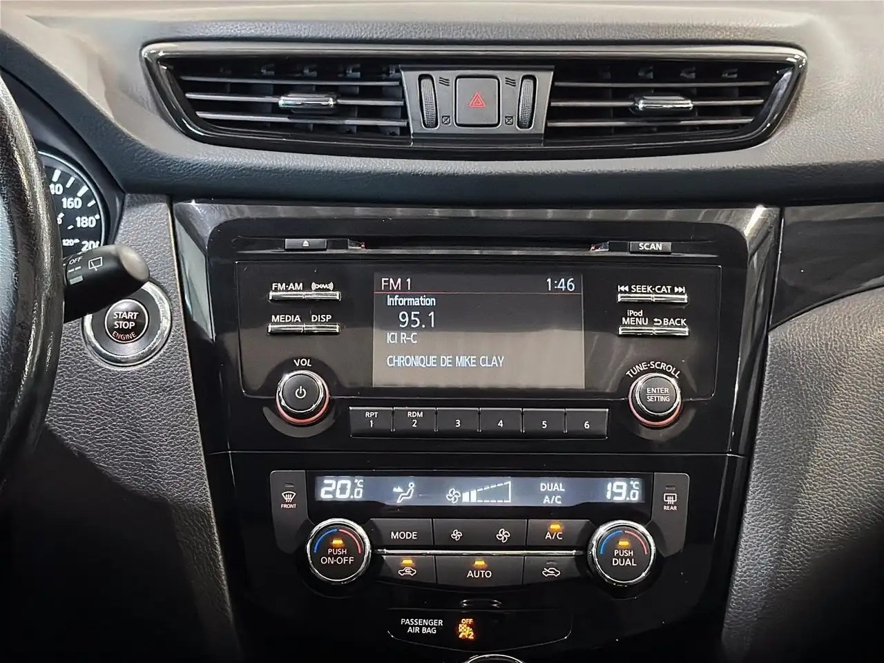 Nissan Qashqai снимка Nissan Qashqai