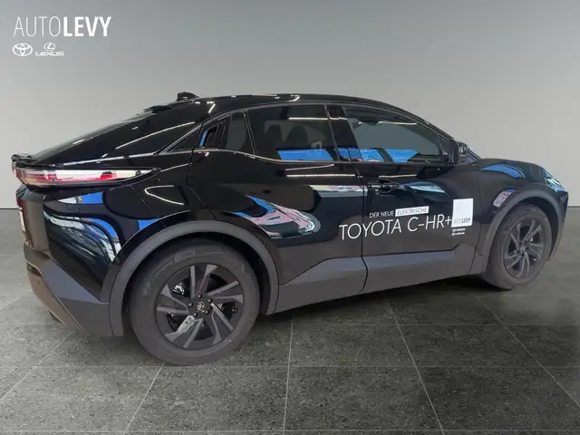 Toyota C-HR view 7