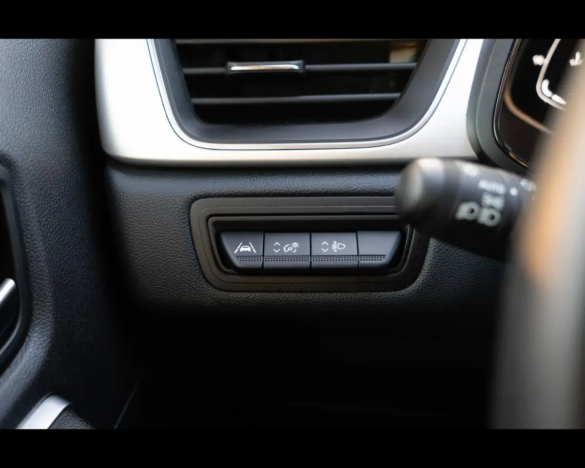 Renault Captur TCe 90 CV Techno 19
