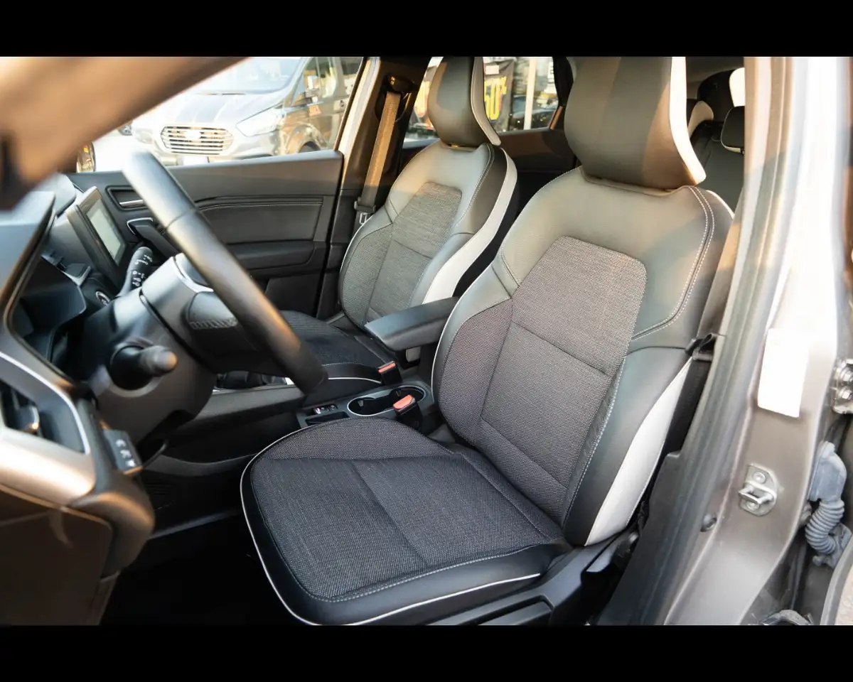 Renault Captur TCe 90 CV Techno 12