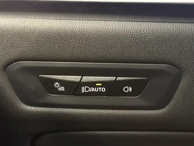 BMW X5 view 30