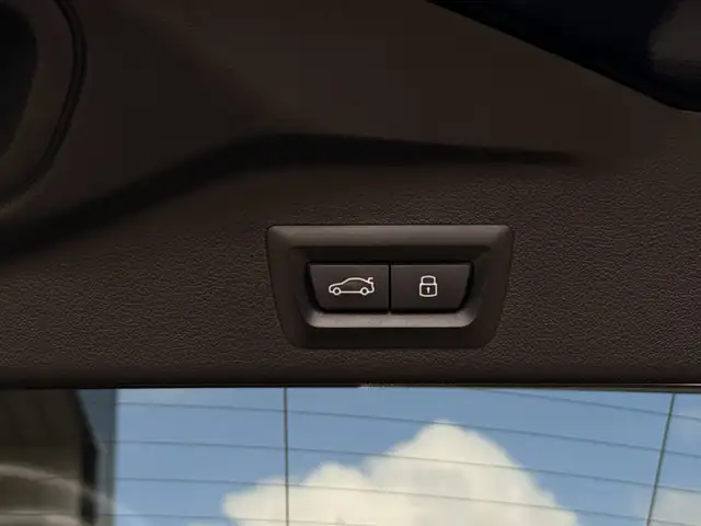 BMW X5 view 24