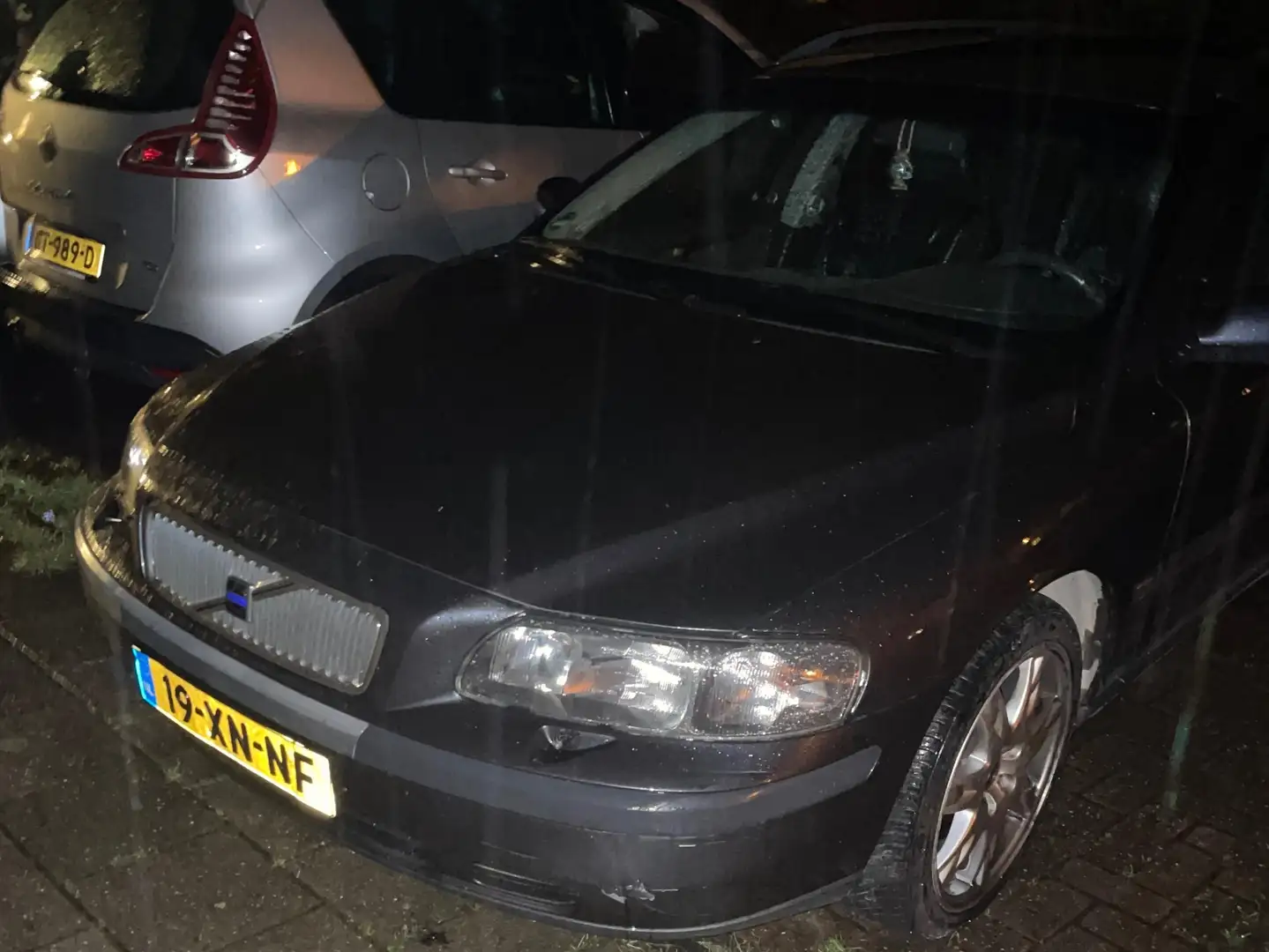 Volvo V70 V70 2.4 Turbo 200PK Šedá - 2