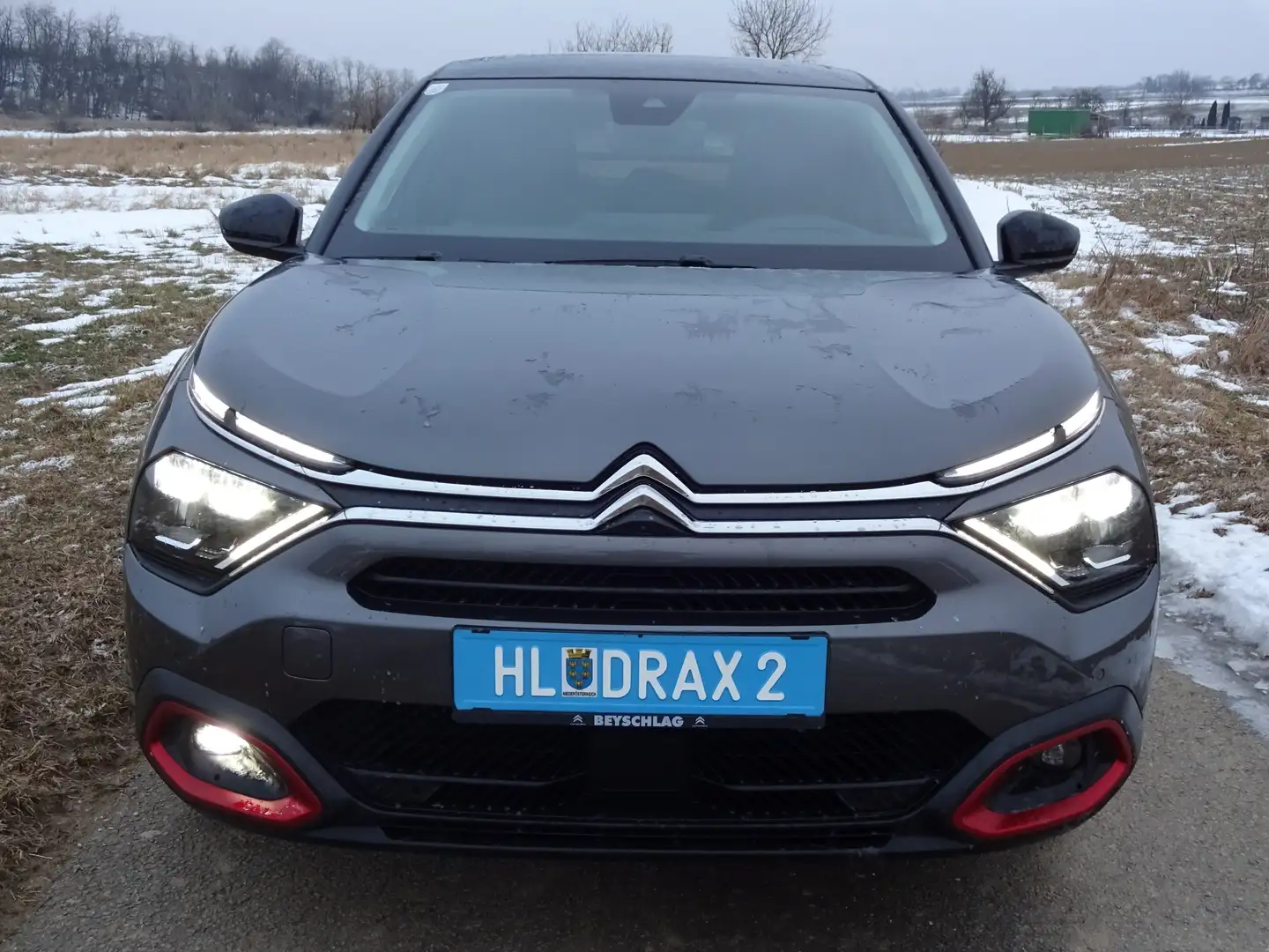 Citroen C4 130 Shine+Aut.+aut.Einpark+SD+Kamera+Leder+Headup Grau - 2